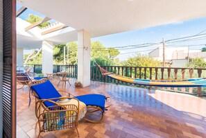 Spacious and comfortable terrace