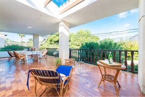 Spacious and comfortable terrace