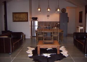 lounge/kitchen/dining