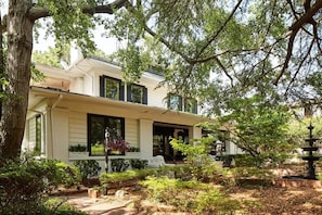 This is one of five private apartments in a renovated Southern Gothic Mansion. Here, you will enjoy the privacy of your own space while still having access to the property's many amenities.