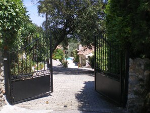 Jardines del alojamiento