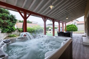 Le SPA bouillonnant et sa Chromothérapie