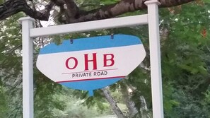 New entry sign to Old Hooper's Bay
