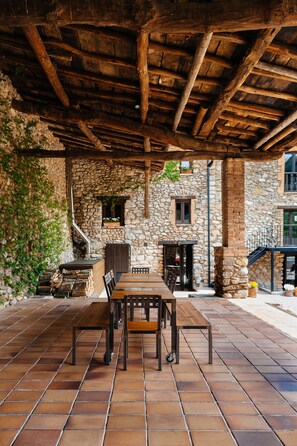 Illuminated Porch, great place to eat breakfast or dinner