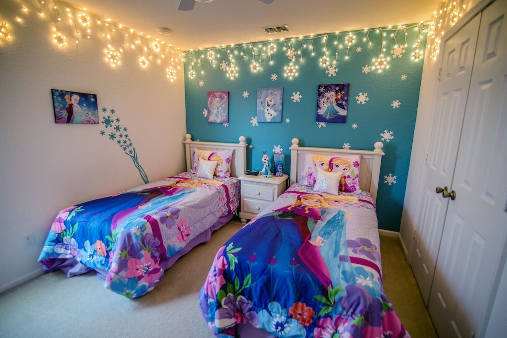 frozen disney bedroom