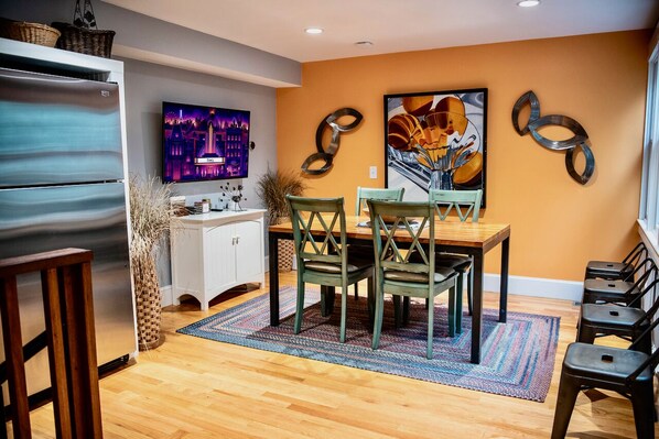 Relax and enjoy morning coffee in our bright and stylish dining room.