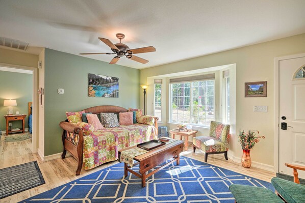 Pollock Pines Vacation Rental | 1BR | 1BA | 600 Sq Ft | 3 Stairs Required