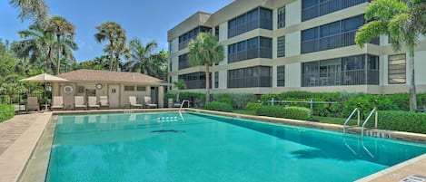 Sanibel Vacation Rental | 3BR | 2BA | 2,000 Sq Ft | Step-Free Access