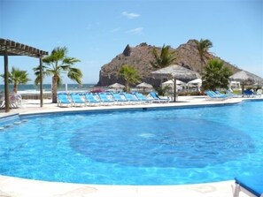 Hotel pool at your disposal. Swim up bar, restaurant and jacuzzi. Kids pool too.