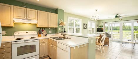 Kitchen - Full Kitchen. Coffee maker, blender, toaster, microwave all you need to stay in for a meal.