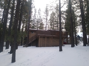 Side view of cabin showing side deck.