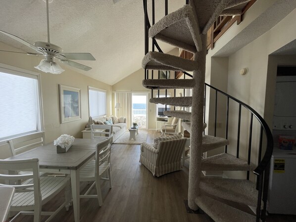 Sand Pebbles Condo- The Bright’s 