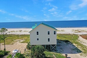 Hatchling Hideaway on Indian Pass, Secluded Beachfront location