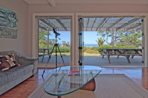 Indoor outdoor flow