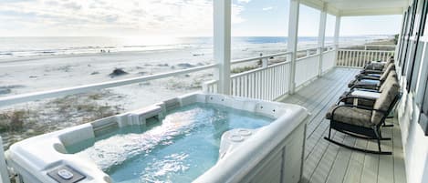 Hot Tub on Gulf Front Deck