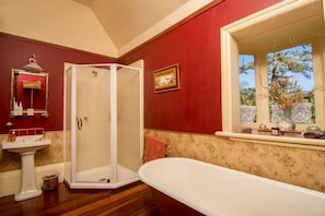 Bayview bathroom