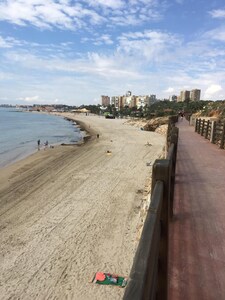  3 bed apartment in Cabo Roig,Costa Blanca with sea view, pool & restaurants! 