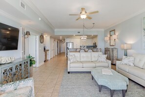 Phoenix Orange Beach 602 Living room