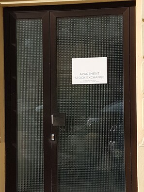 施設の入り口