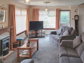 Living area | Garry Cottage, Pitlochry