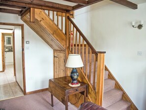 Hallway | Ashton Court Holiday Cottages - East Granary, Ashton, nr. Leominster