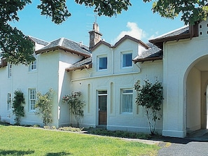 Manor Park, Skelmorlie, by Largs