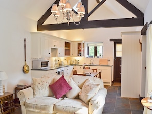 Open plan living/dining room/kitchen | Paper Mill Cottage, Sutton-under-Whitestonecliffe, nr. Thirsk