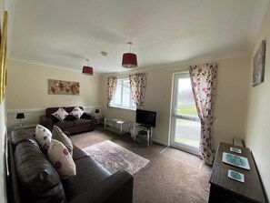 Living room | Pencarrow - Rosecraddoc Holiday Village, Liskeard