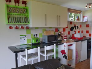 Open plan living/dining room/kitchen | Sandy Den, Scratby, nr. Hemsby