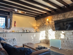 Living area | Sienna Cottage - Dale House Farm Cottages, Monyash, near Bakewell