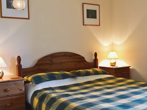 Double bedroom | Cornucopia, Portree