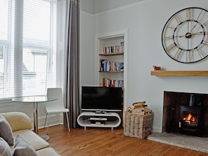 Open plan living/dining room/kitchen | Island Escape, Millport, Isle of Cumbrae