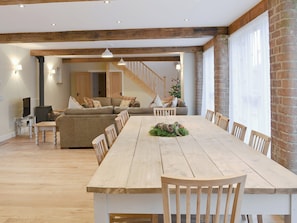 Open plan living/dining room/kitchen | Ash Farm Barns - Wagonner’s Barn, North Willingham, nr. Market Rasen