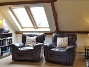 Light and airy living area | High Rigg, Keswick