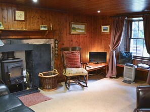 Open plan living/dining room/kitchen | Gardener’s Bothy, Glenprosen, by Kirriemuir