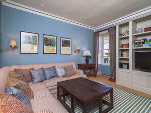 Comfortable sitting room with flat screen TV | The Glen Farmhouse - Lincluden Estate, Shawhead, Dumfries