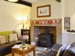 Comfortable living room | Park View Cottage, Glossop