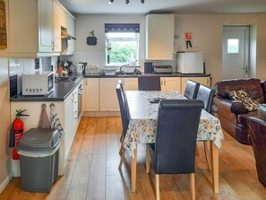 Open plan living space | Cowslip Cottage - Clapham Holme Farm Cottages, Great Hatfield, near Hornsea