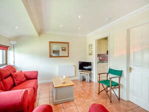 Living room | Pear Tree Cottage - Linley Farm Cottages, St Osyth