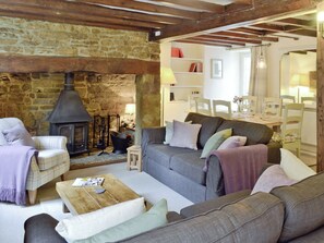 Living room/dining room | The Old Sweet Shop, Hook Norton, nr. Chipping Norton