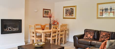 Living room/dining room | Fenn House, Alvechurch