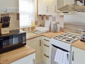 Open plan living/dining room/kitchen | Baytree Cottages - Baytree Cottage 2, Birch, nr. Colchester