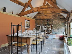 Dining room | Broome Farm Cottages - Bequia, Broome Chatwall, nr. Church Stretton