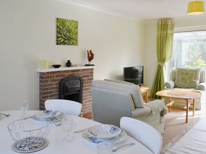 Living room/dining room | Corney Grain, Teversham, nr. Cambridge