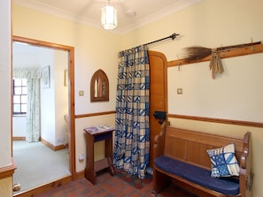 Hallway | Conheath Gatelodge - Conheath Cottages, Glencaple, Dumfries