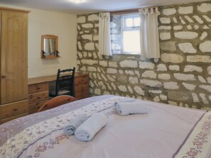Double bedroom | Beacon Farm - Kittiwake House, Flamborough