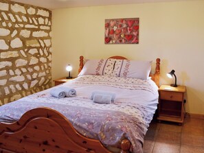 Double bedroom | Beacon Farm - Kittiwake House, Flamborough