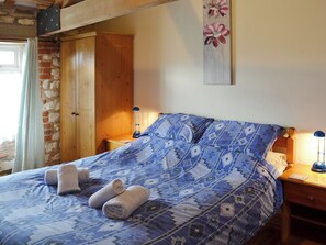 Double bedroom | Beacon Farm - Kittiwake House, Flamborough