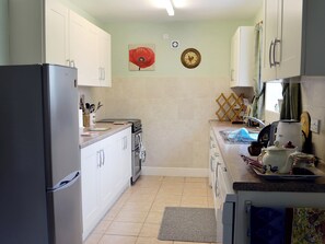 Kitchen | Ostler&rsquo;s Cottage, Westborough, nr. Newark