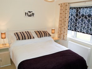 Double bedroom | Rosewater Lodge, St Teath